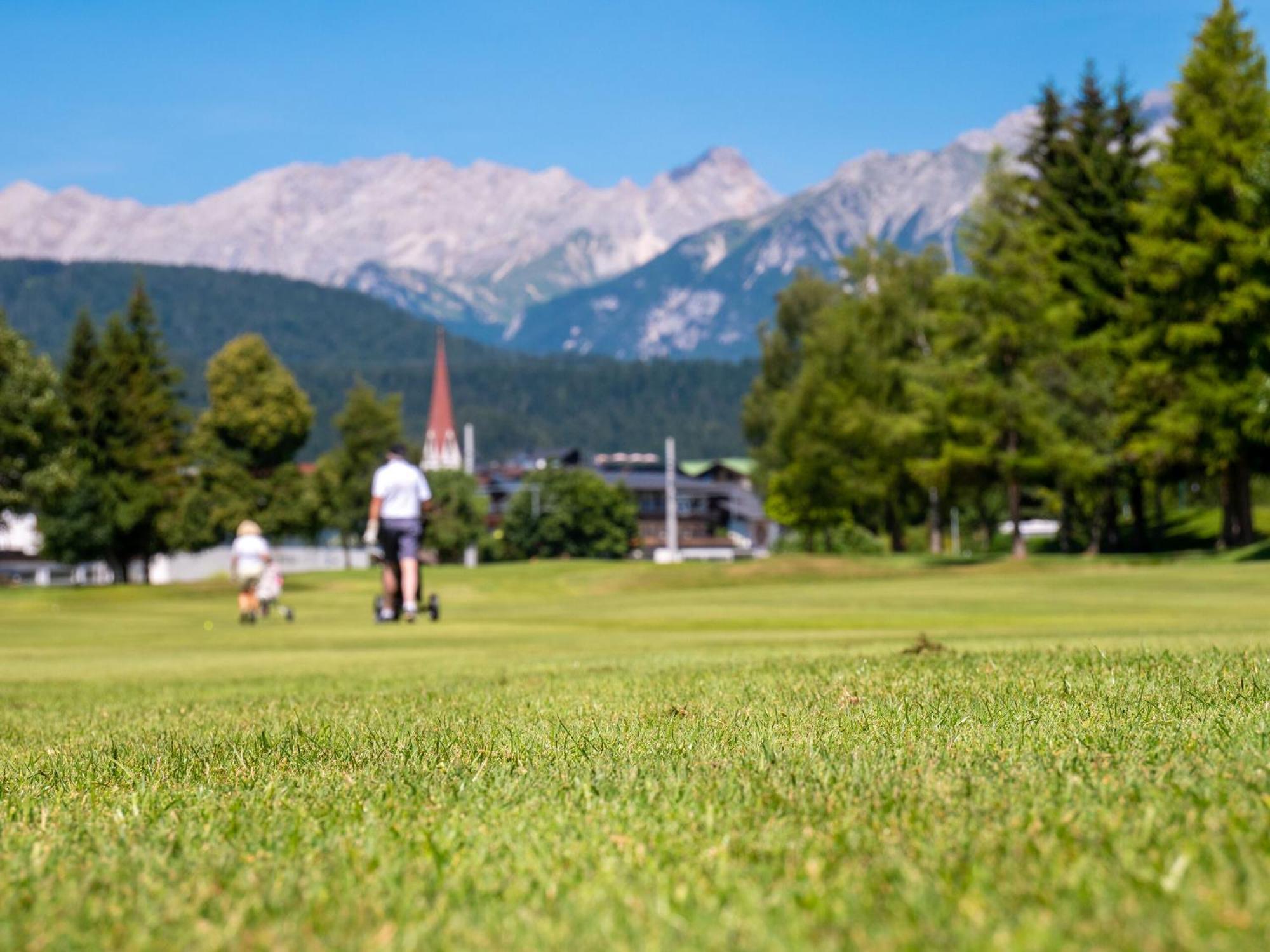 Hotel Berghof Seefeld in Tirol Eksteriør billede