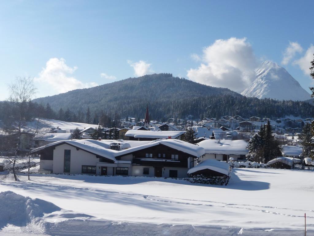 Hotel Berghof Seefeld in Tirol Eksteriør billede